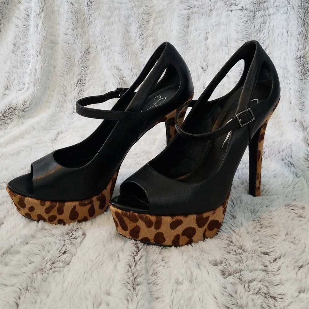 Black Jessica Simpson 7.5